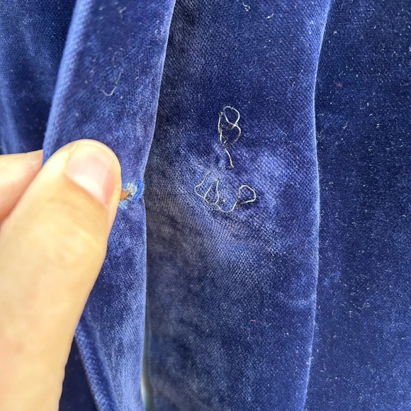 Gorgeous Vintage  Blue Velvet Coat, size approx 6 - Picture 9 of 16